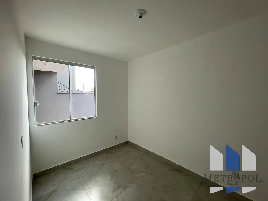 Foto 2 de Apartamento com 2 quartos à venda, 32m2 em Contagem - MG