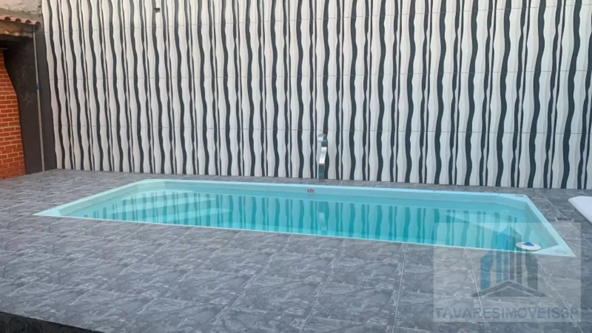 Foto 2 de Casa com 2 quartos à venda, 100m2 em Jardim Moraes, Itaquaquecetuba - SP