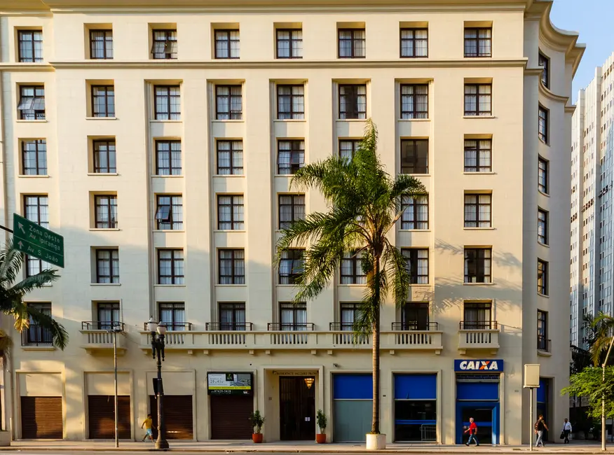 Kitnet com 1 quarto à venda, 30m2 em Centro, São Paulo - SP - imagem 3 Foto 3 de Kitnet com 1 quarto à venda, 30m2 em Centro, São Paulo - SP