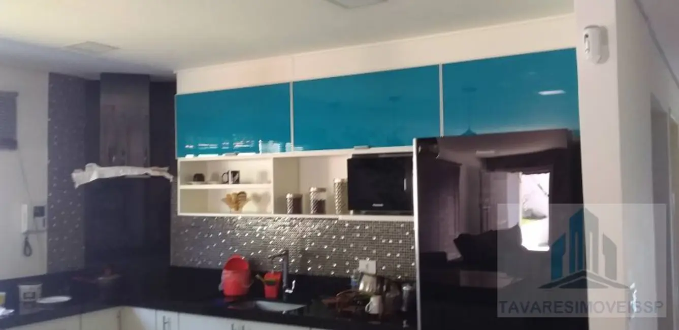 Chácara com 4 quartos à venda, 275m2 em Parque Palmeiras, Suzano - SP - imagem 7 Foto 7 de Chácara com 4 quartos à venda, 275m2 em Parque Palmeiras, Suzano - SP