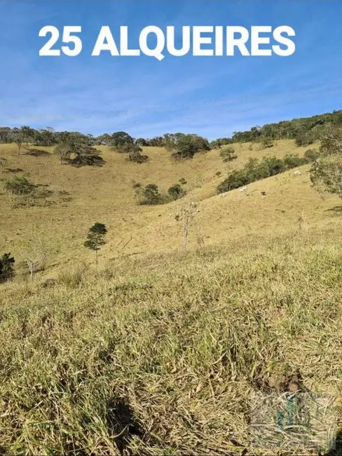 Fazenda / Haras com 2 quartos à venda, 14000m2 em Centro, Igarata - SP - imagem 6 Foto 6 de Fazenda / Haras com 2 quartos à venda, 14000m2 em Centro, Igarata - SP