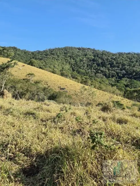 Fazenda / Haras com 2 quartos à venda, 14000m2 em Centro, Igarata - SP - imagem 4 Foto 4 de Fazenda / Haras com 2 quartos à venda, 14000m2 em Centro, Igarata - SP