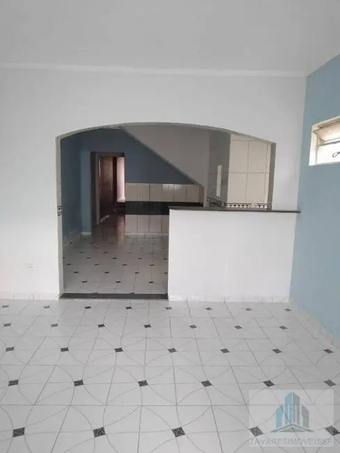 Foto 1 de Sobrado com 5 quartos à venda, 210m2 em Vila Itaquassu, Itaquaquecetuba - SP