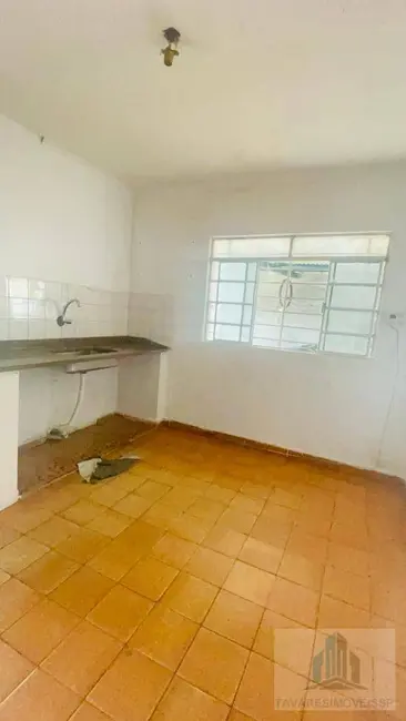 Chácara com 2 quartos à venda, 1000m2 em Parque Buenos Aires, Suzano - SP - imagem 2 Foto 2 de Chácara com 2 quartos à venda, 1000m2 em Parque Buenos Aires, Suzano - SP