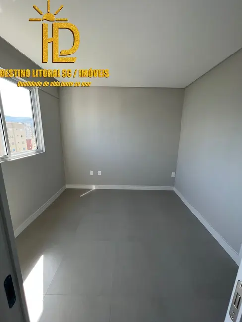 Foto 6 de Apartamento com 3 quartos à venda, 100m2 em Meia Praia, Itapema - SC