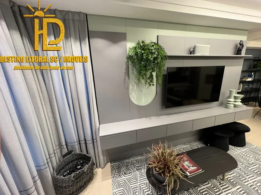 Apartamento com 2 quartos à venda, 69m2 em Centro, Balneario Camboriu - SC - imagem 8 Foto 8 de Apartamento com 2 quartos à venda, 69m2 em Centro, Balneario Camboriu - SC