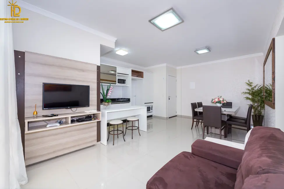 Foto 9 de Apartamento com 2 quartos à venda, 75m2 em Bombinhas - SC