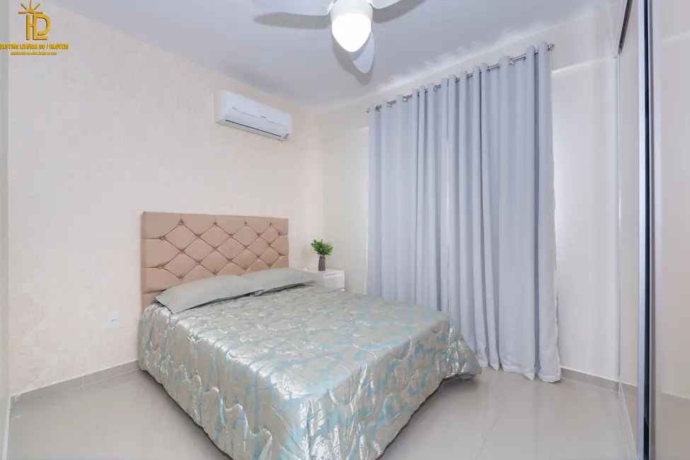 Foto 5 de Apartamento com 2 quartos à venda, 75m2 em Bombinhas - SC