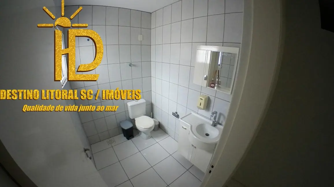 Foto 4 de Sala Comercial à venda, 88m2 em Bombinhas - SC