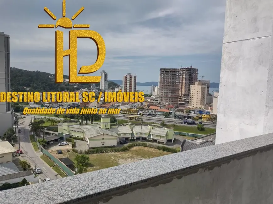Foto 3 de Apartamento com 2 quartos à venda, 58m2 em Itapema - SC
