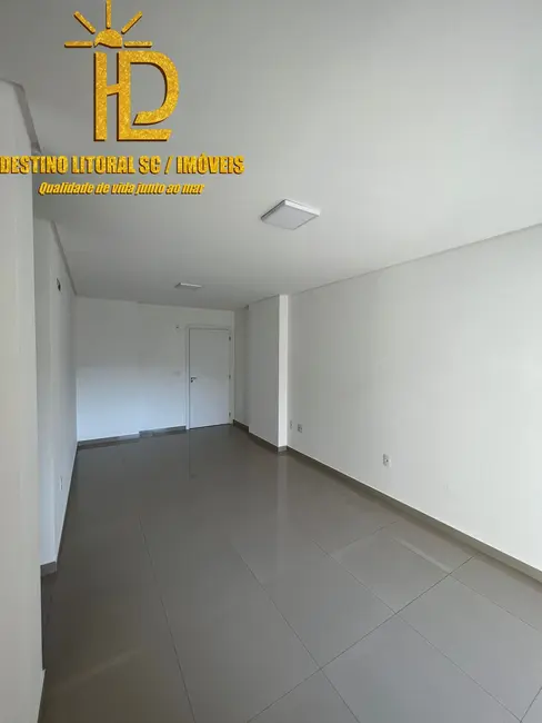 Foto 4 de Apartamento com 3 quartos à venda, 70m2 em Itapema - SC
