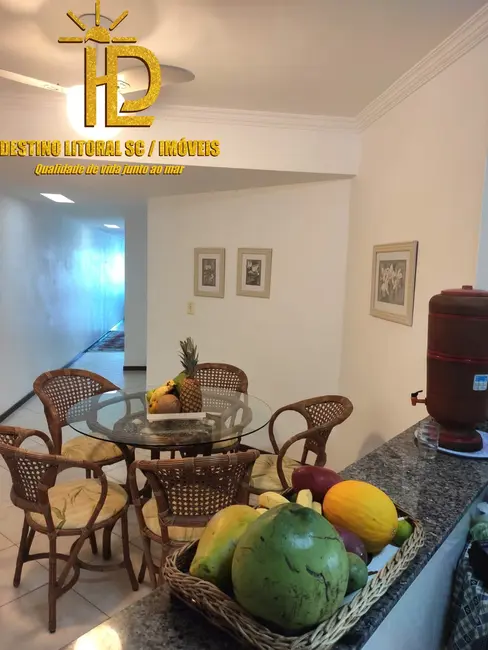 Foto 2 de Apartamento com 3 quartos à venda, 143m2 em Meia Praia, Itapema - SC