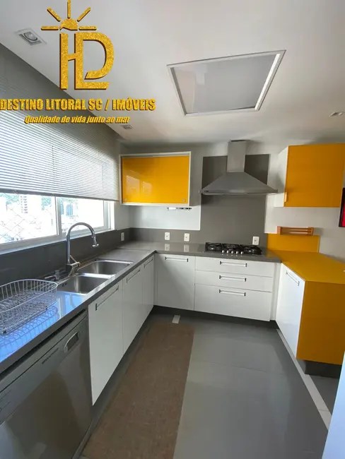 Apartamento com 3 quartos à venda, 205m2 em Centro, Itajai - SC - imagem 8 Foto 8 de Apartamento com 3 quartos à venda, 205m2 em Centro, Itajai - SC