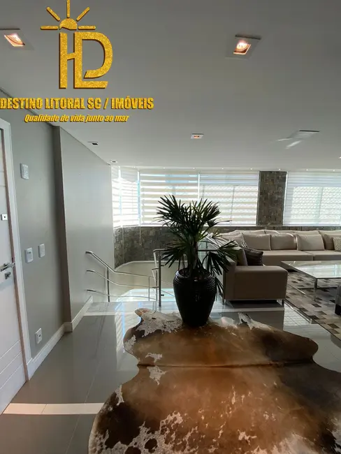 Apartamento com 3 quartos à venda, 205m2 em Centro, Itajai - SC - imagem 4 Foto 4 de Apartamento com 3 quartos à venda, 205m2 em Centro, Itajai - SC