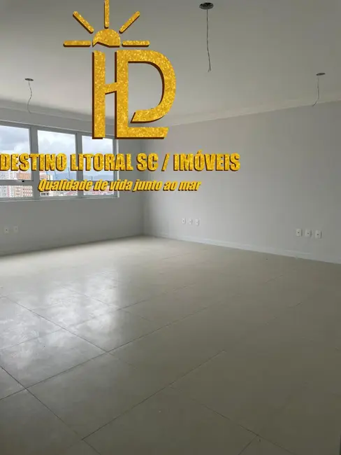 Sala Comercial à venda, 38m2 em Centro, Itajai - SC - imagem 3 Foto 3 de Sala Comercial à venda, 38m2 em Centro, Itajai - SC