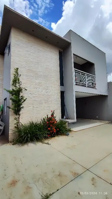 Foto 2 de Casa com 3 quartos à venda, 200m2 em Residencial Oliveira III, Campo Grande - MS