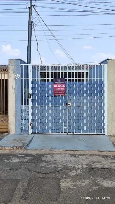 Foto 1 de Casa com 3 quartos para alugar, 100m2 em Coophatrabalho, Campo Grande - MS