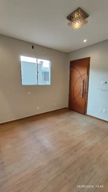 Foto 9 de Casa com 3 quartos para alugar, 100m2 em Coophatrabalho, Campo Grande - MS