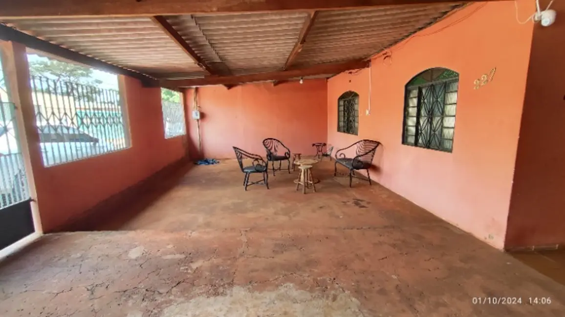 Casa com 2 quartos à venda, 150m2 em Coophatrabalho, Campo Grande - MS - imagem 3 Foto 3 de Casa com 2 quartos à venda, 150m2 em Coophatrabalho, Campo Grande - MS