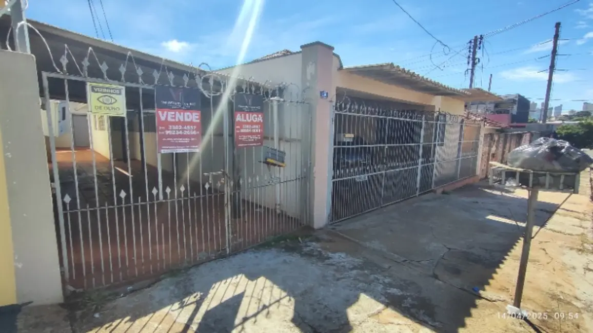 Foto 2 de Casa com 2 quartos à venda, 320m2 em Cabreúva, Campo Grande - MS