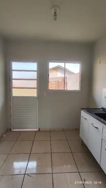 Casa com 2 quartos para alugar, 41m2 em Jardim Parati, Campo Grande - MS - imagem 8 Foto 8 de Casa com 2 quartos para alugar, 41m2 em Jardim Parati, Campo Grande - MS