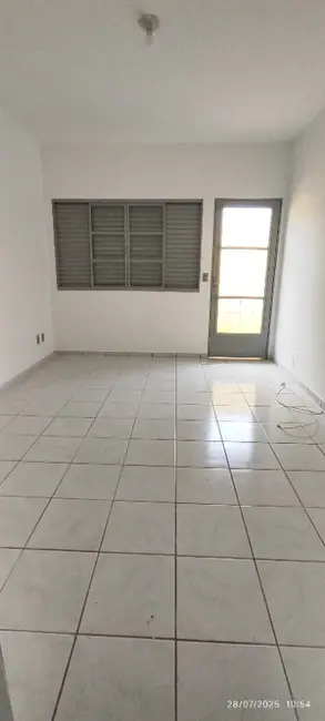 Casa com 2 quartos para alugar, 52m2 em Vila Planalto, Campo Grande - MS - imagem 7 Foto 7 de Casa com 2 quartos para alugar, 52m2 em Vila Planalto, Campo Grande - MS