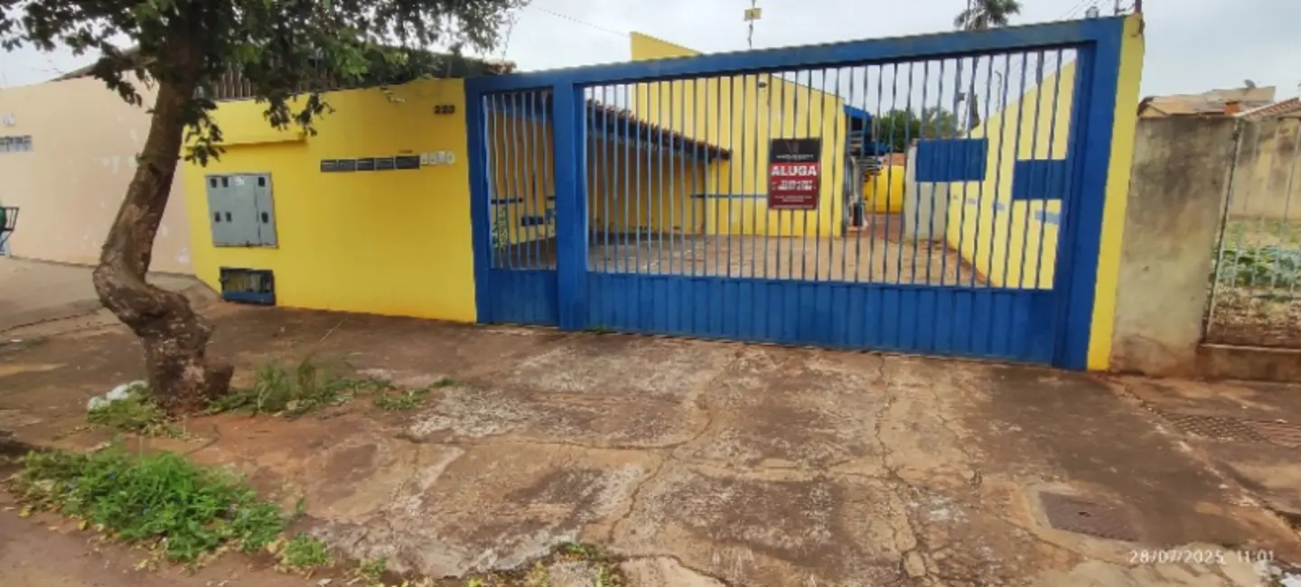 Casa com 2 quartos para alugar, 52m2 em Vila Planalto, Campo Grande - MS - imagem 1 Foto 1 de Casa com 2 quartos para alugar, 52m2 em Vila Planalto, Campo Grande - MS