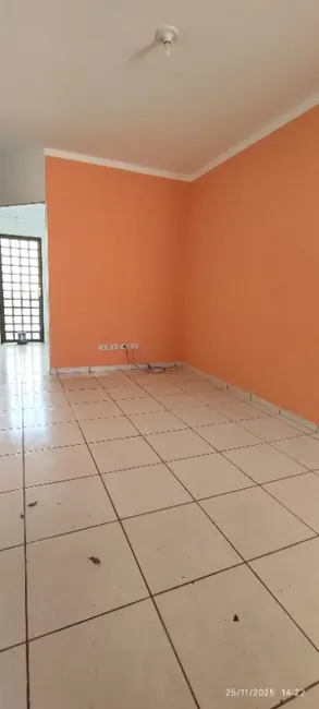 Casa com 2 quartos para alugar, 70m2 em Jardim Tijuca, Campo Grande - MS - imagem 5 Foto 5 de Casa com 2 quartos para alugar, 70m2 em Jardim Tijuca, Campo Grande - MS