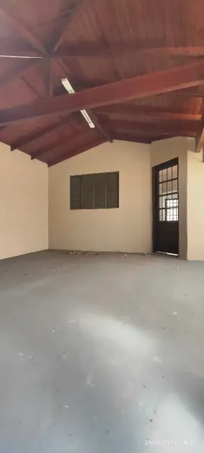 Casa com 2 quartos para alugar, 70m2 em Jardim Tijuca, Campo Grande - MS - imagem 2 Foto 2 de Casa com 2 quartos para alugar, 70m2 em Jardim Tijuca, Campo Grande - MS