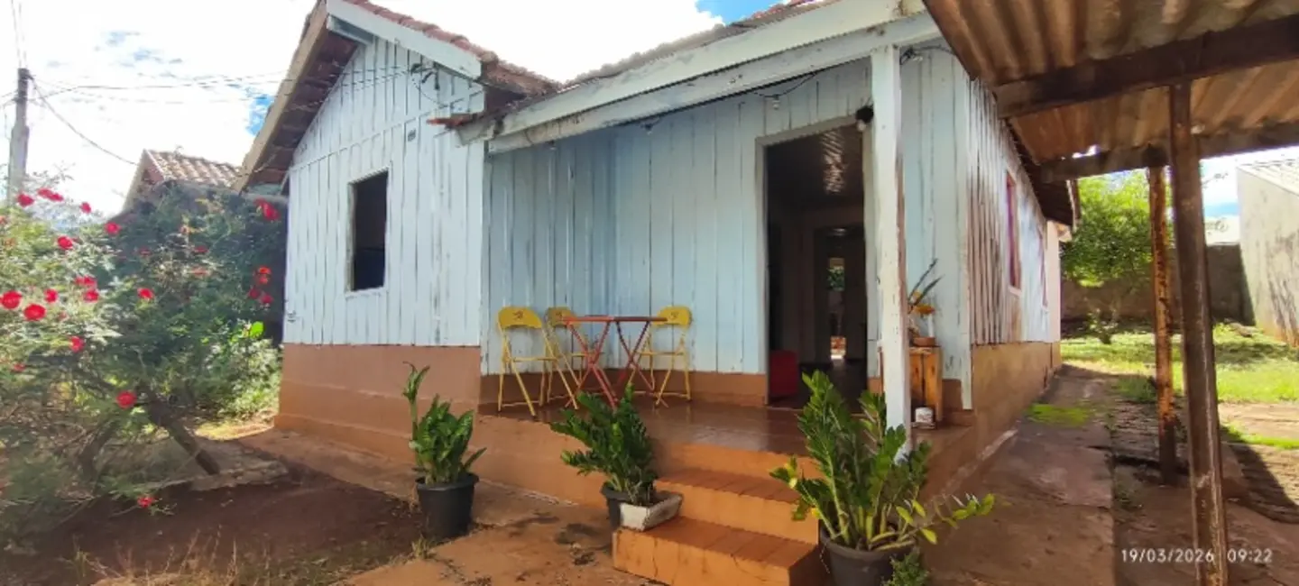 Foto 2 de Casa com 2 quartos à venda, 90m2 em Centro, Campo Grande - MS