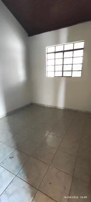 Foto 9 de Casa com 3 quartos para alugar, 180m2 em Núcleo Habitacional Universitárias, Campo Grande - MS