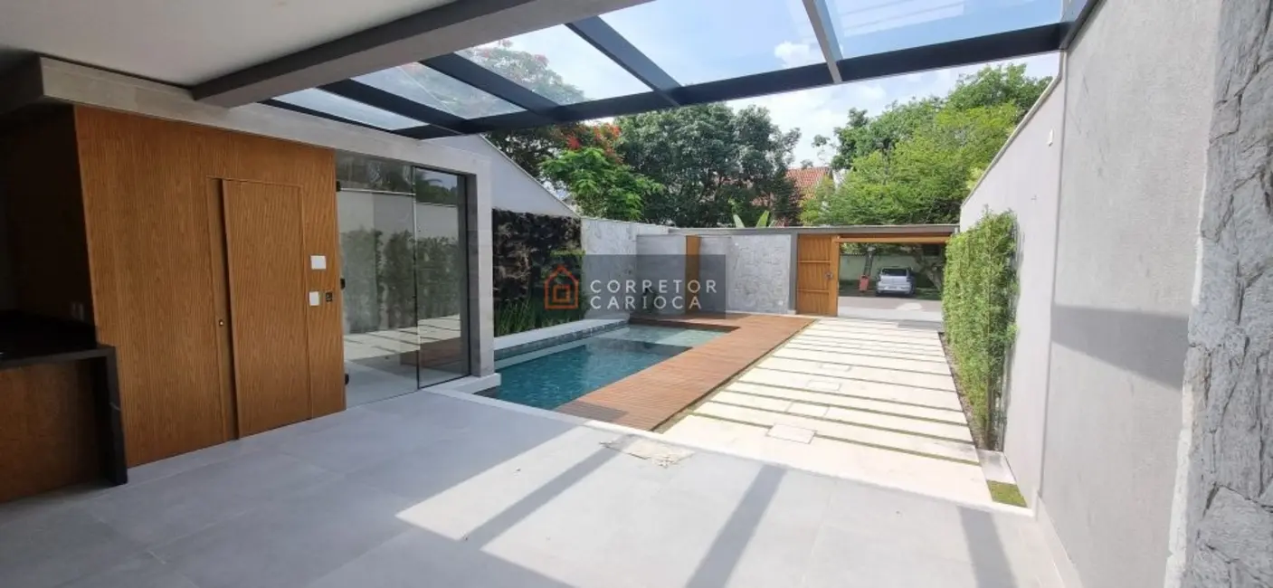 Foto 1 de Casa com 4 quartos à venda, 490m2 em Barra da Tijuca, Rio De Janeiro - RJ