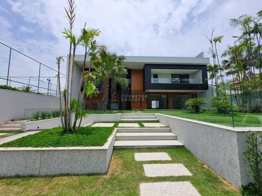 Foto 2 de Casa com 5 quartos à venda, 2000m2 em Barra da Tijuca, Rio De Janeiro - RJ