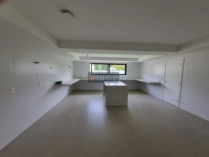Casa com 5 quartos à venda, 2000m2 em Barra da Tijuca, Rio De Janeiro - RJ - imagem 8 Foto 8 de Casa com 5 quartos à venda, 2000m2 em Barra da Tijuca, Rio De Janeiro - RJ