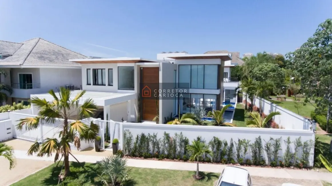 Casa com 5 quartos à venda, 906m2 em Barra da Tijuca, Rio De Janeiro - RJ - imagem 1 Foto 1 de Casa com 5 quartos à venda, 906m2 em Barra da Tijuca, Rio De Janeiro - RJ