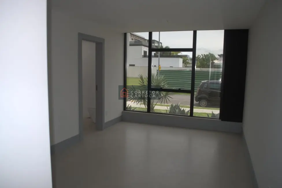 Casa com 4 quartos à venda, 637m2 em Barra da Tijuca, Rio De Janeiro - RJ - imagem 8 Foto 8 de Casa com 4 quartos à venda, 637m2 em Barra da Tijuca, Rio De Janeiro - RJ