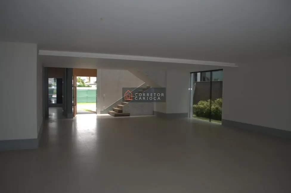 Casa com 4 quartos à venda, 637m2 em Barra da Tijuca, Rio De Janeiro - RJ - imagem 6 Foto 6 de Casa com 4 quartos à venda, 637m2 em Barra da Tijuca, Rio De Janeiro - RJ