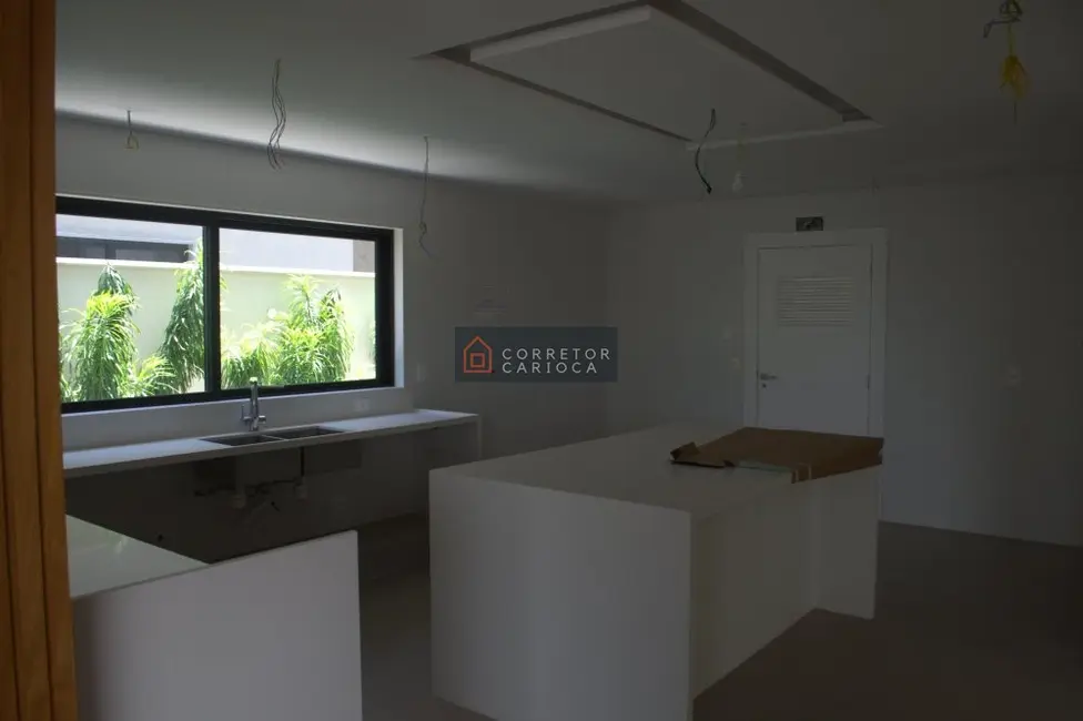 Casa com 5 quartos à venda, 850m2 em Barra da Tijuca, Rio De Janeiro - RJ - imagem 6 Foto 6 de Casa com 5 quartos à venda, 850m2 em Barra da Tijuca, Rio De Janeiro - RJ