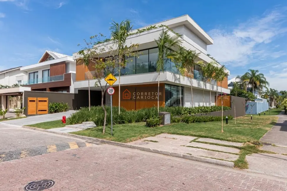 Foto 2 de Casa com 5 quartos à venda, 840m2 em Barra da Tijuca, Rio De Janeiro - RJ