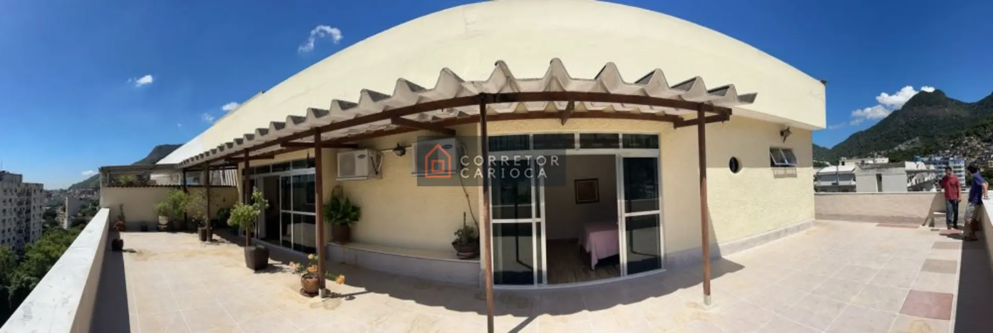 Cobertura com 4 quartos para alugar, 336m2 em Tijuca, Rio De Janeiro - RJ - imagem 1 Foto 1 de Cobertura com 4 quartos para alugar, 336m2 em Tijuca, Rio De Janeiro - RJ