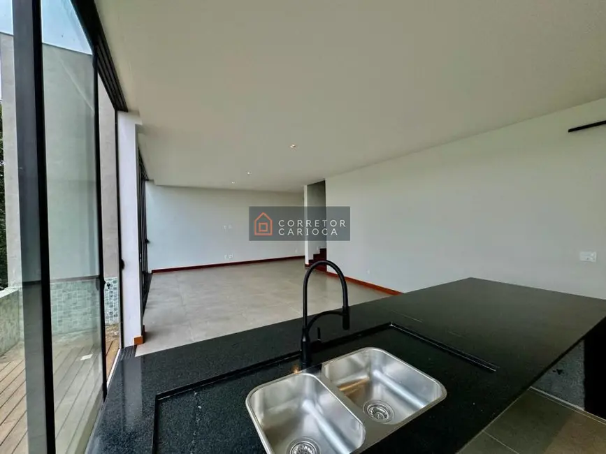 Foto 7 de Casa com 3 quartos à venda, 500m2 em Quitandinha, Petropolis - RJ