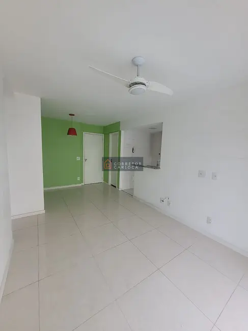 Foto 3 de Apartamento com 2 quartos para alugar, 60m2 em Freguesia (Jacarepaguá), Rio De Janeiro - RJ