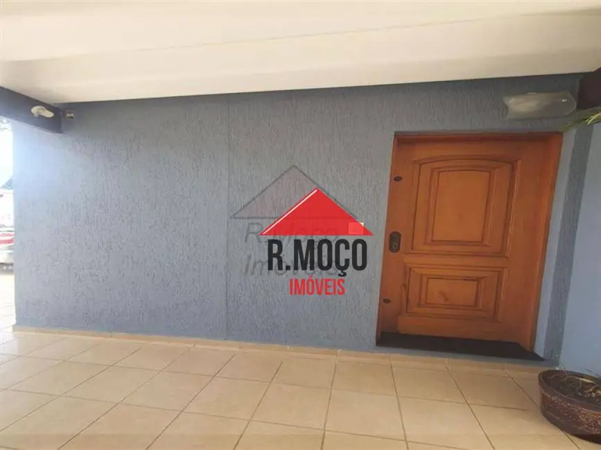 Sobrado com 3 quartos à venda, 270m2 em Jardim Triana, São Paulo - SP - imagem 5 Foto 5 de Sobrado com 3 quartos à venda, 270m2 em Jardim Triana, São Paulo - SP