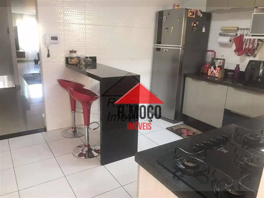 Sobrado com 3 quartos à venda, 102m2 em Cidade Patriarca, São Paulo - SP - imagem 8 Foto 8 de Sobrado com 3 quartos à venda, 102m2 em Cidade Patriarca, São Paulo - SP