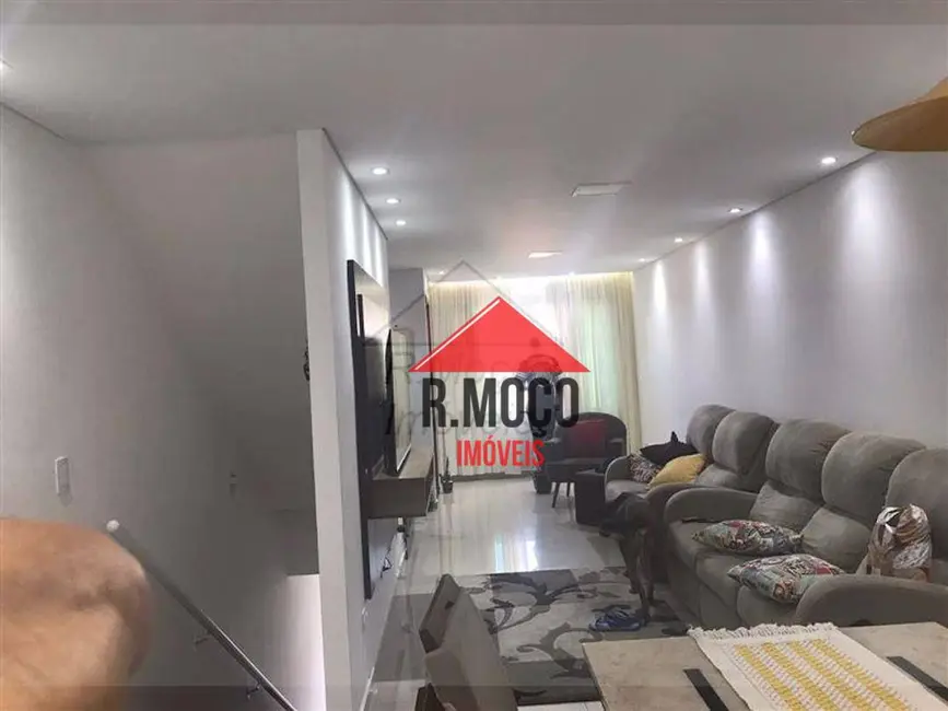 Sobrado com 3 quartos à venda, 102m2 em Cidade Patriarca, São Paulo - SP - imagem 3 Foto 3 de Sobrado com 3 quartos à venda, 102m2 em Cidade Patriarca, São Paulo - SP