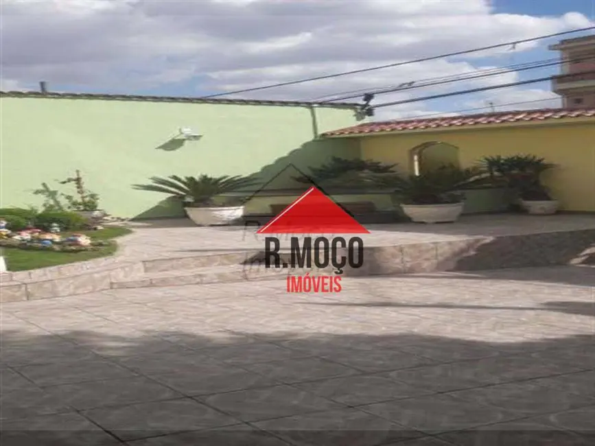 Casa com 6 quartos à venda, 320m2 em Cidade Líder, São Paulo - SP - imagem 2 Foto 2 de Casa com 6 quartos à venda, 320m2 em Cidade Líder, São Paulo - SP