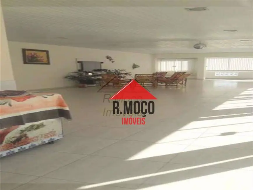 Casa com 6 quartos à venda, 320m2 em Cidade Líder, São Paulo - SP - imagem 8 Foto 8 de Casa com 6 quartos à venda, 320m2 em Cidade Líder, São Paulo - SP