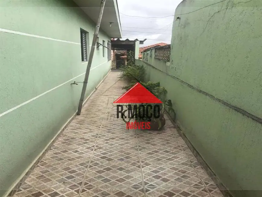 Foto 3 de Casa com 3 quartos à venda, 156m2 em Vila Carmosina, São Paulo - SP