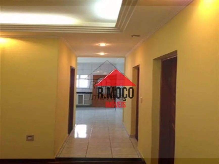 Casa com 2 quartos à venda, 269m2 em Jardim Triana, São Paulo - SP - imagem 3 Foto 3 de Casa com 2 quartos à venda, 269m2 em Jardim Triana, São Paulo - SP