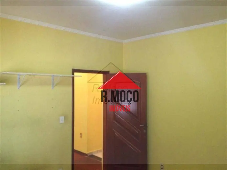 Casa com 2 quartos à venda, 269m2 em Jardim Triana, São Paulo - SP - imagem 8 Foto 8 de Casa com 2 quartos à venda, 269m2 em Jardim Triana, São Paulo - SP